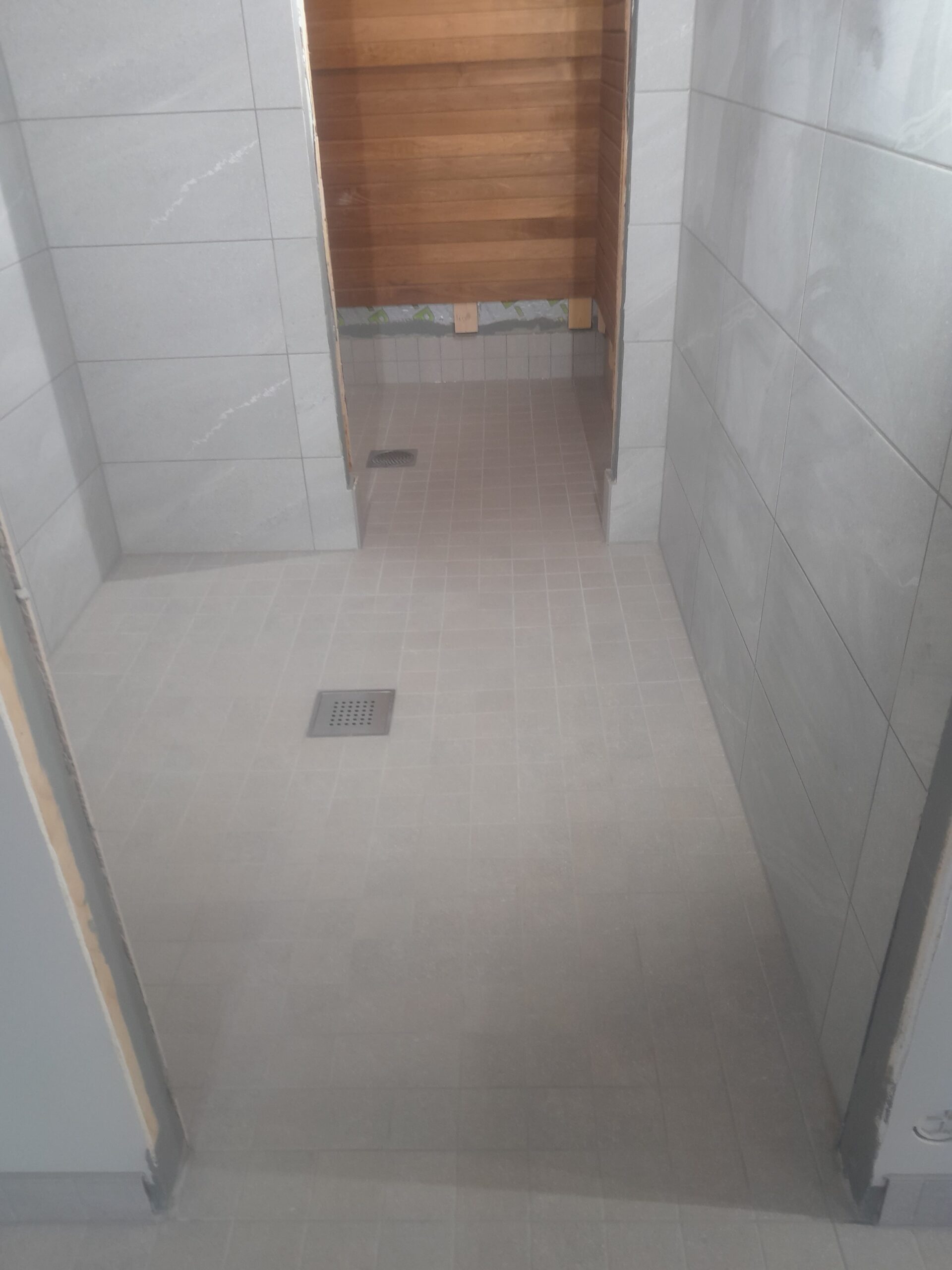 Vesieristys ja laatoitustyöt Kuopio