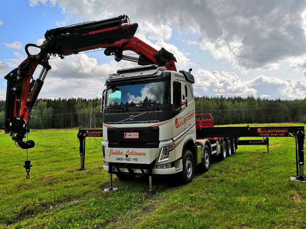 Kuljetusliike J. Lehtonen nosturiauto